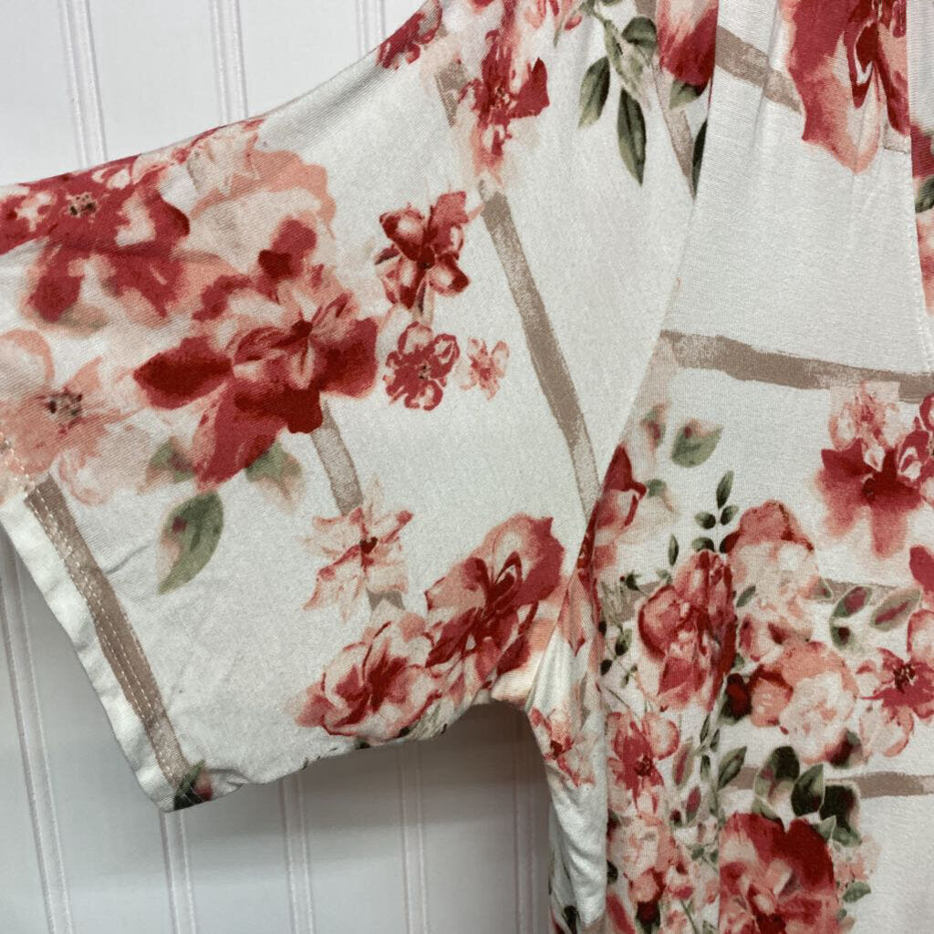 FLORAL V NECK SHIRT