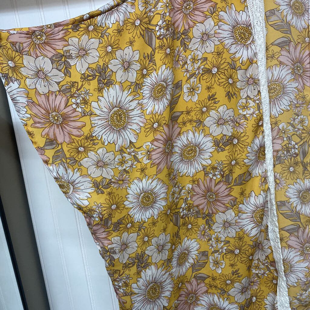 SHEAR W/LACE TRIM
