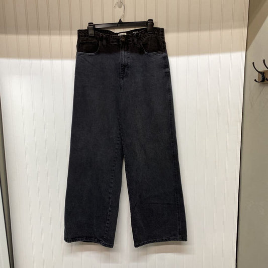 WIDE LEGGED JEANS
