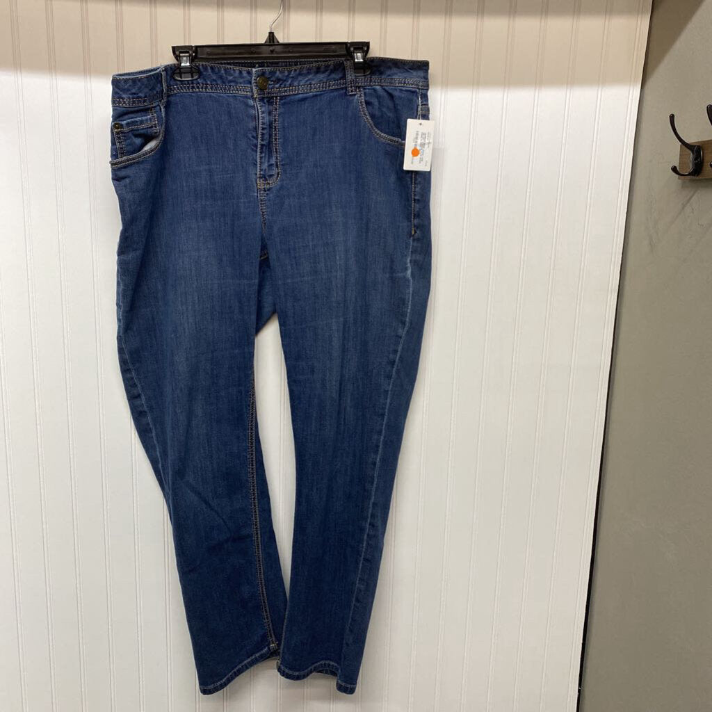 WOMENS PLUS JEANS