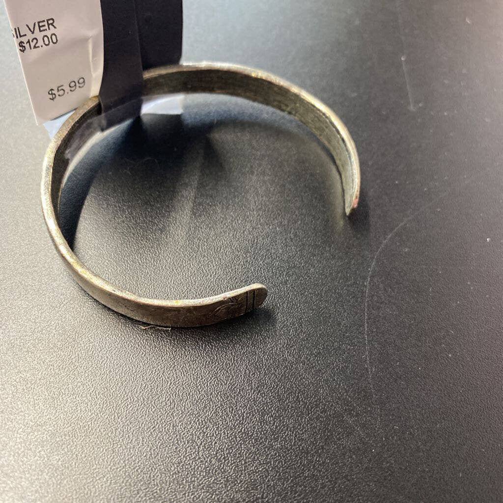 SILVER BANGLE