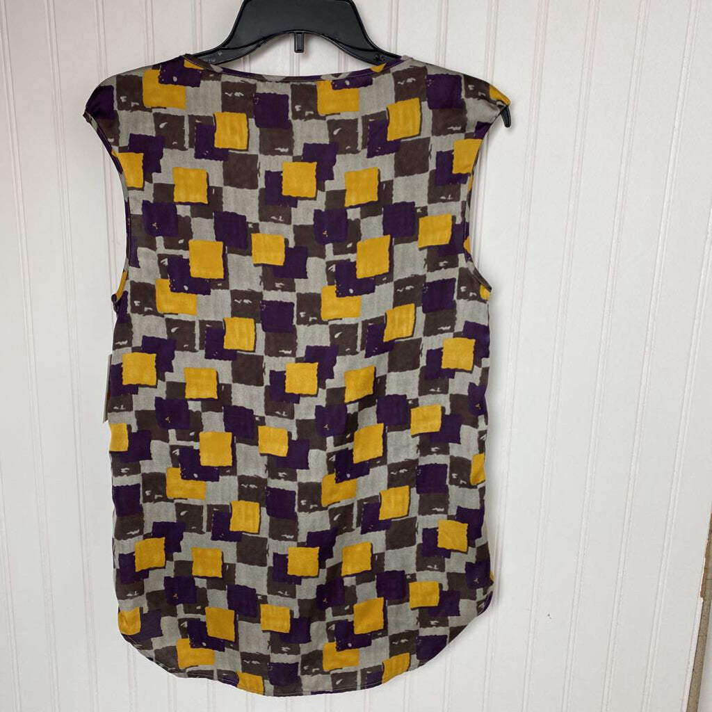 LADIES SLEEVELESS TOP