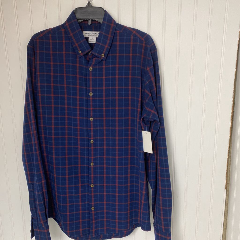 LONG SLEEVE BUTTON DOWN SHIRT