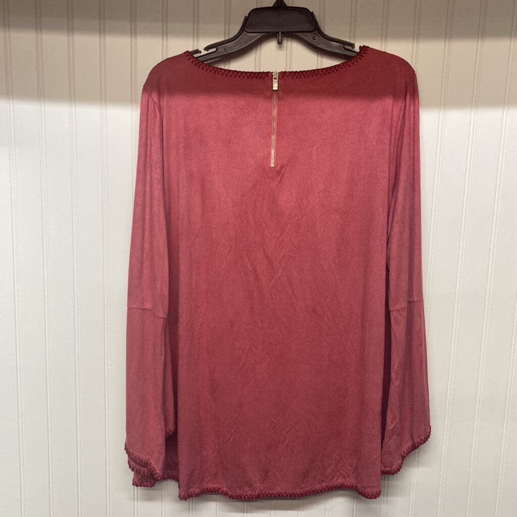 LONG SLEEVE TOP