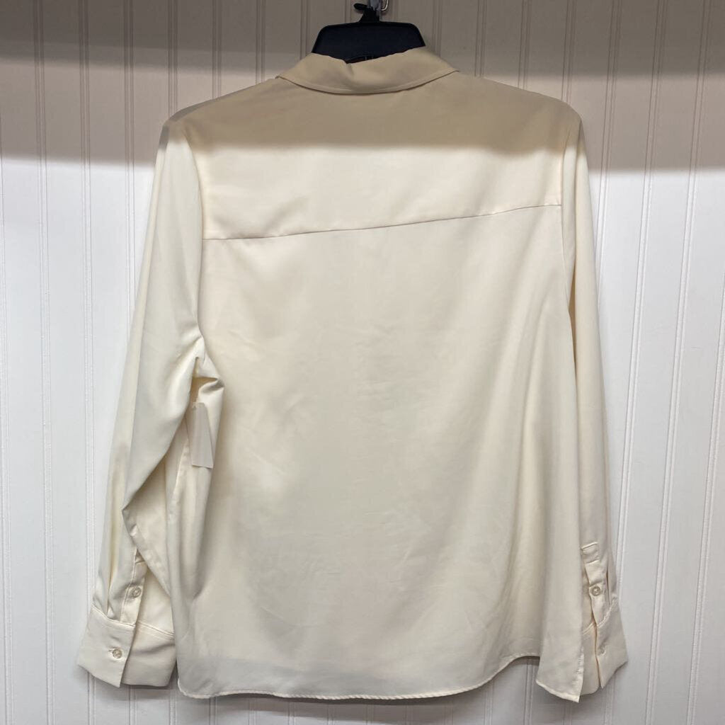 LONG SLEEVE BUTTON UP