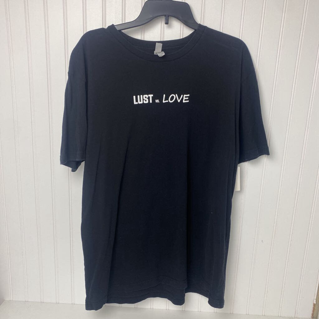 *LUST VS LOVE GRAPHIC TEE