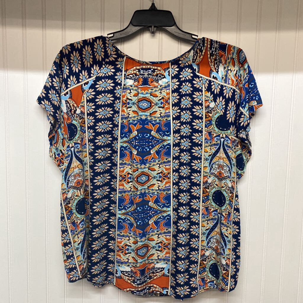 SHORT SLEEVE TOP