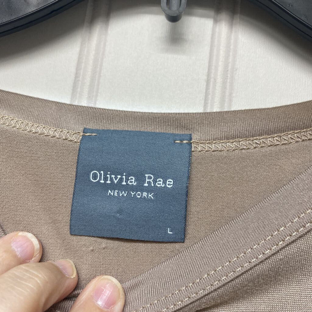 BASIC SHORT SLEEVE SHIRT
