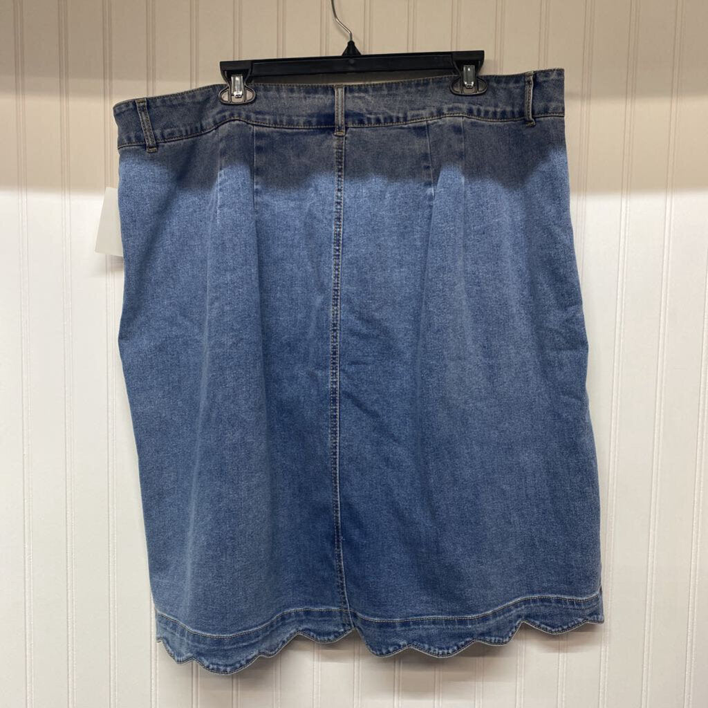BUTTON UP DENIM SKIRT