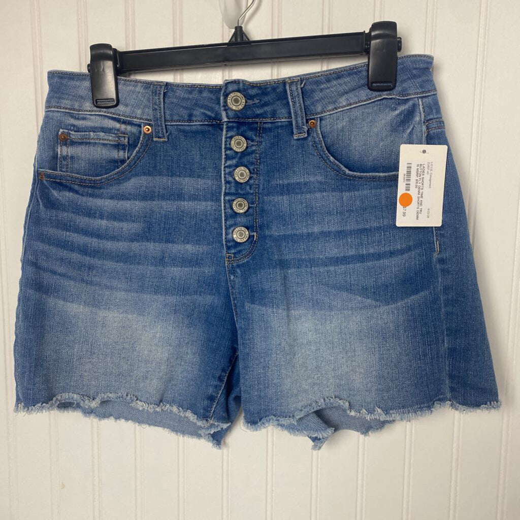 BUTTON FLY DENIM SHORTS