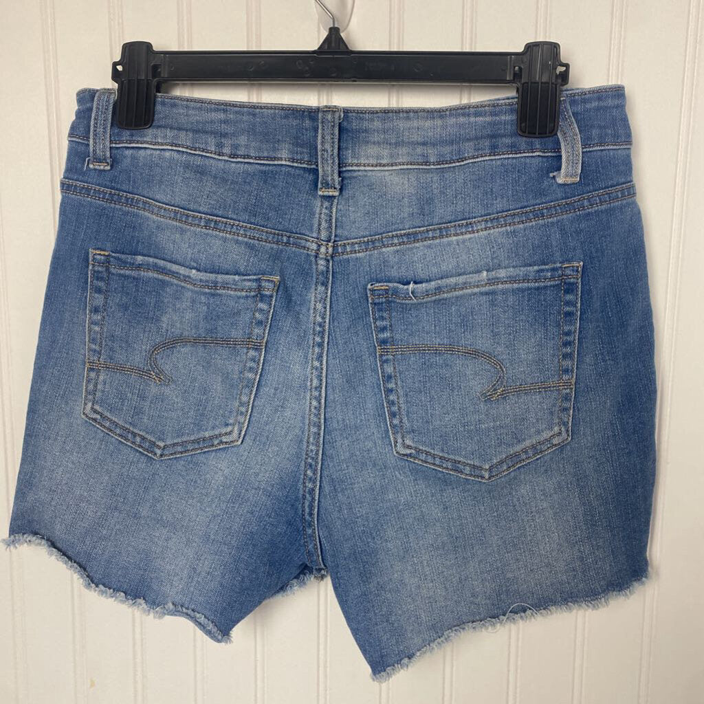BUTTON FLY DENIM SHORTS
