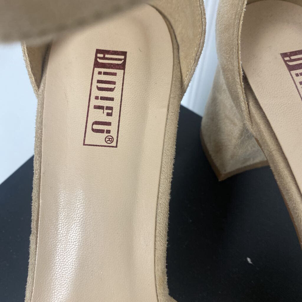 *POINTED TOE SUEDE CHUNKY HEEL SHOE