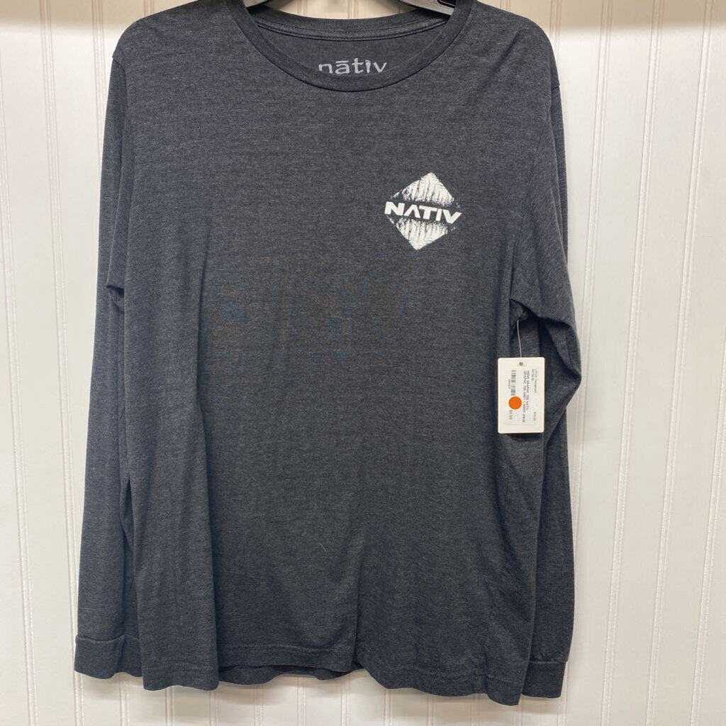 GRAPHIC TEE