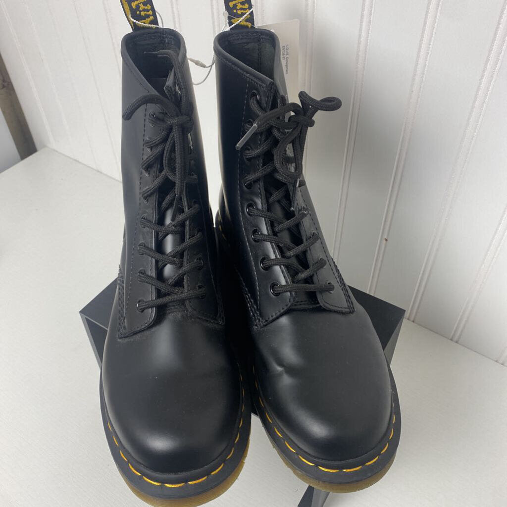 *HIGH END BRAND*DR MARTEN COMBAT BOOT LACE UP