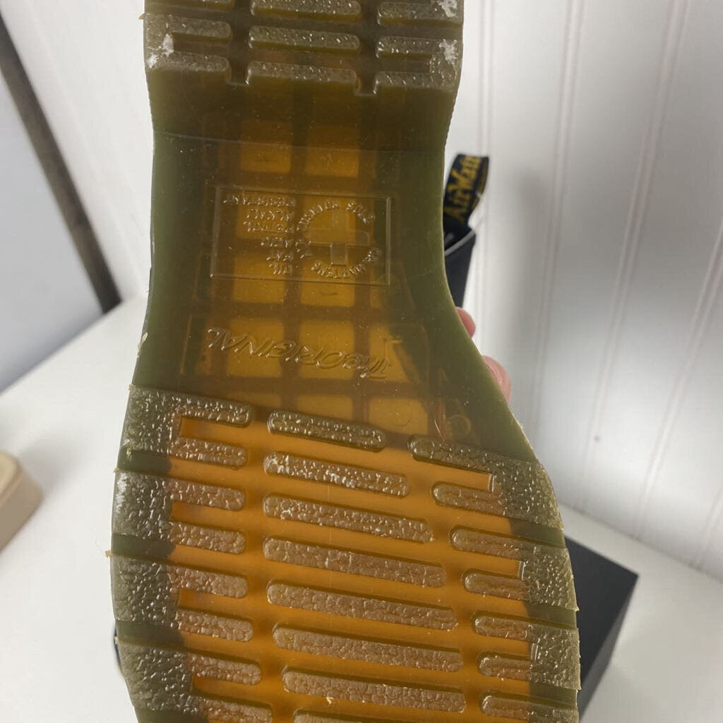 *HIGH END BRAND*DR MARTEN COMBAT BOOT LACE UP