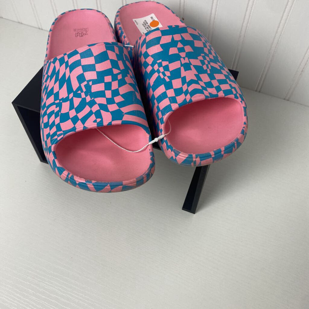 *PLASTIC SLIDES BLUE AND PINK CHECK PRINT