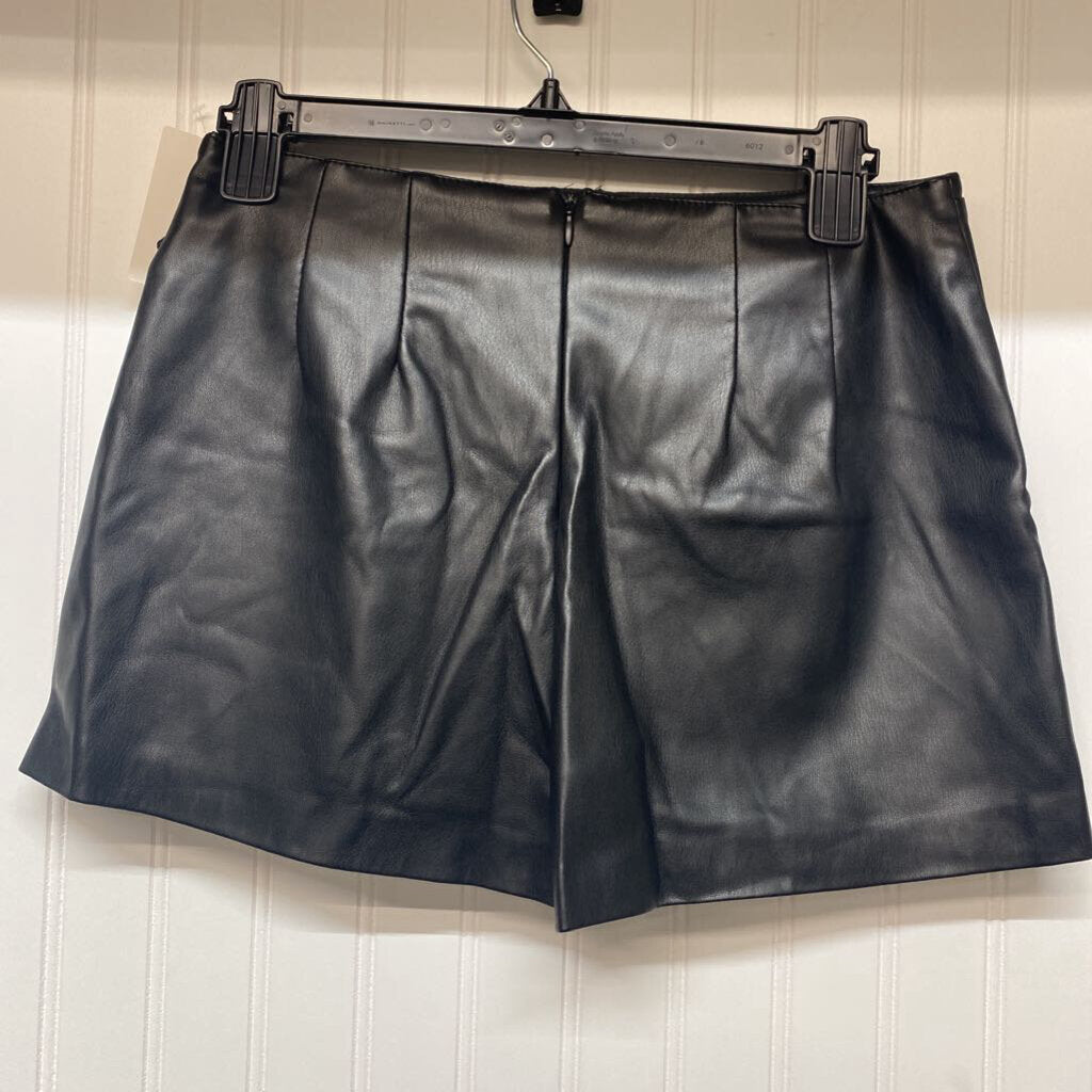 LEATHER SKIRT