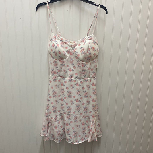 WHITE FLORAL DRESS