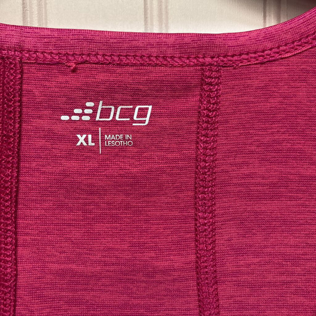 *LADIES ACTIVE SLEEVELES TOP
