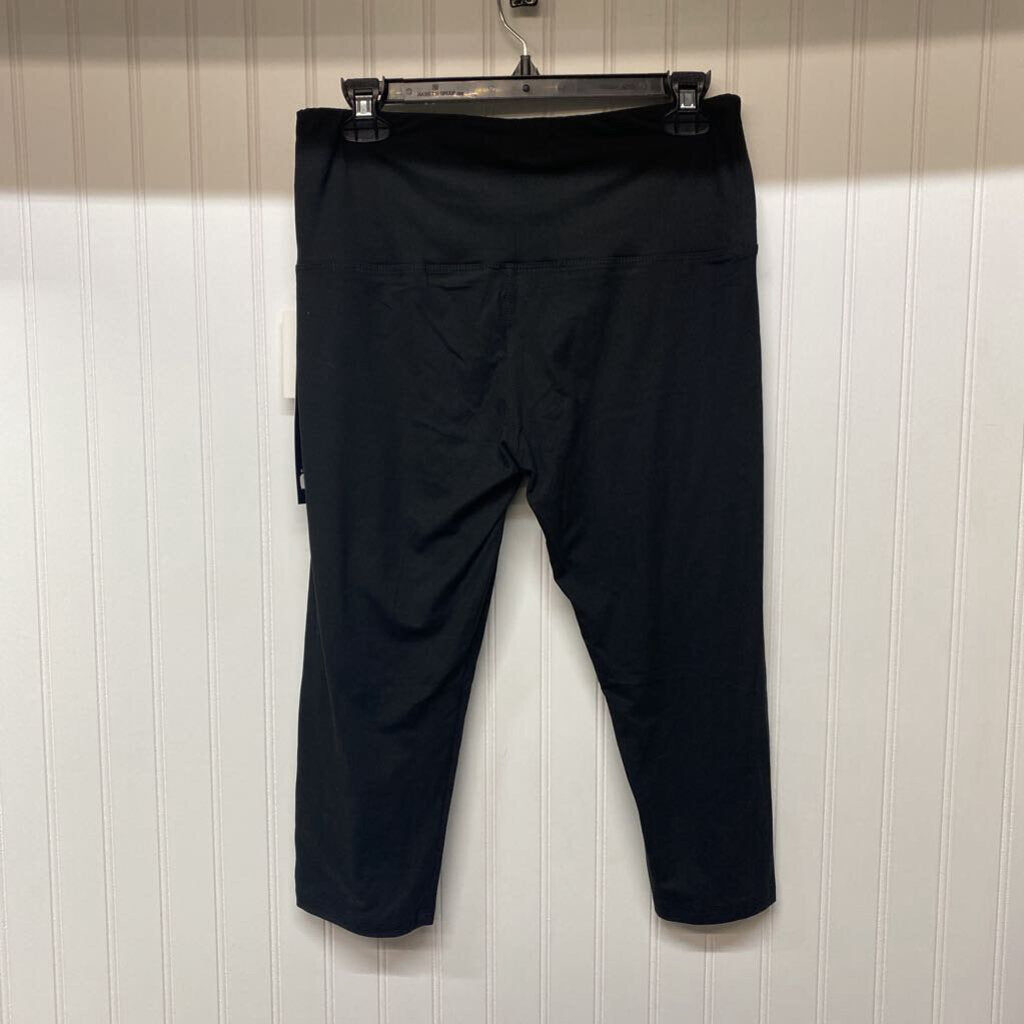 BLACK ACTIVE SHORTS