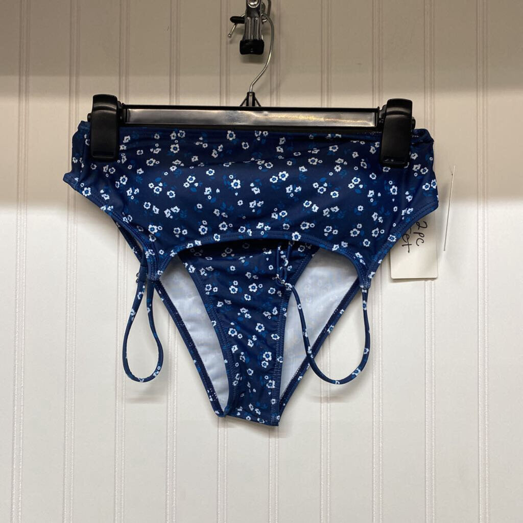 *2PC SWIMSUIT WITH FLORAL PATTERN