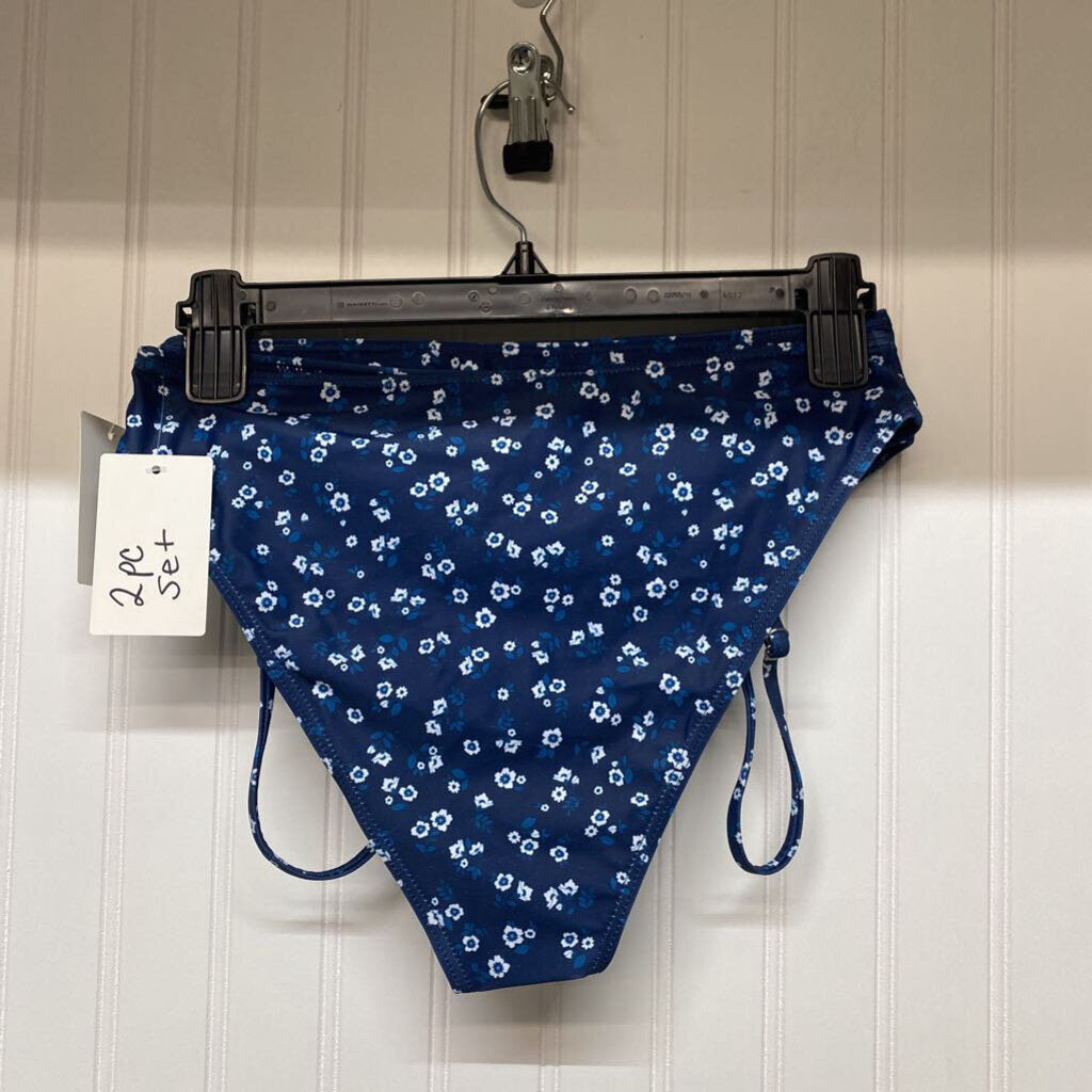 *2PC SWIMSUIT WITH FLORAL PATTERN
