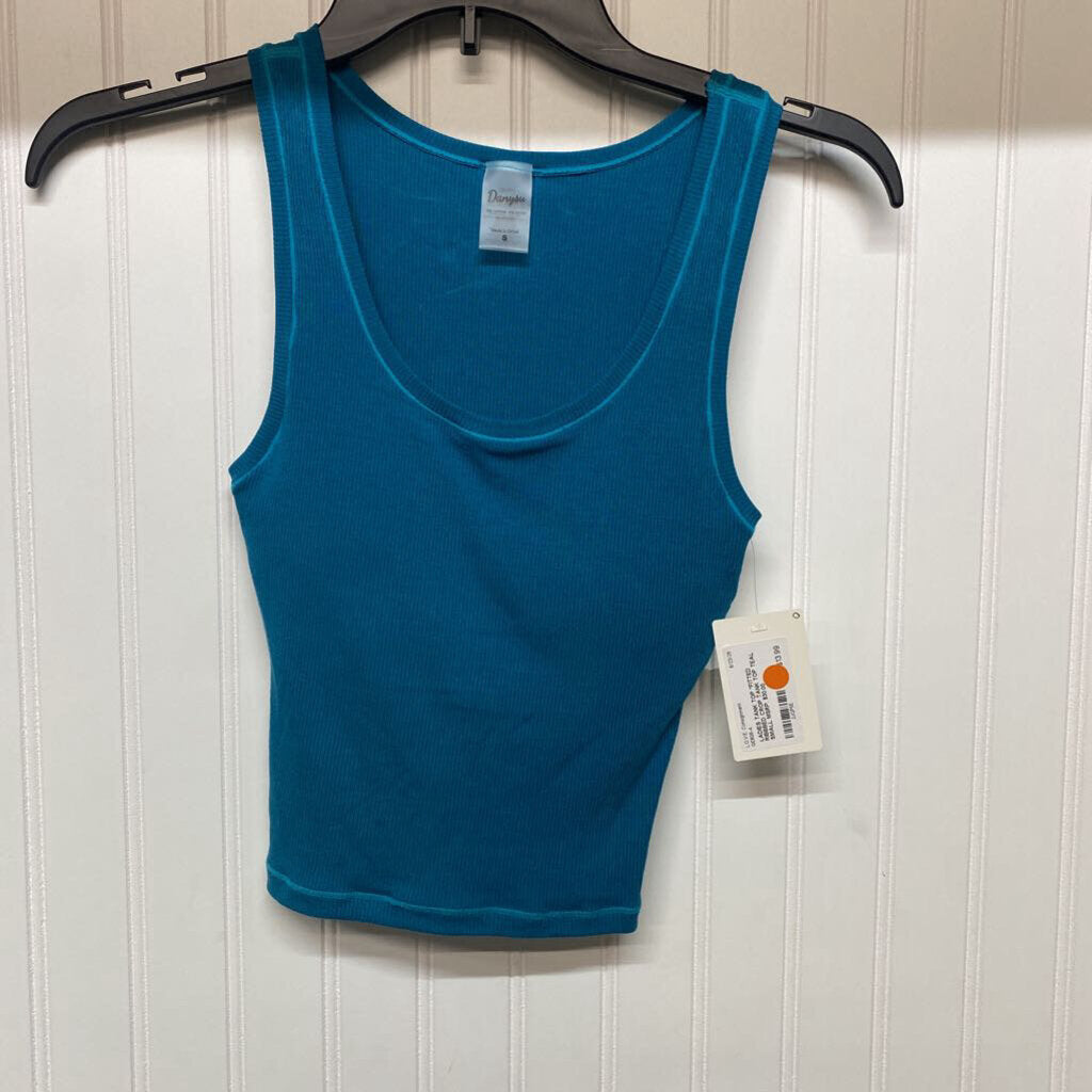 *FITTED RIBBBED CROP TANK TOP