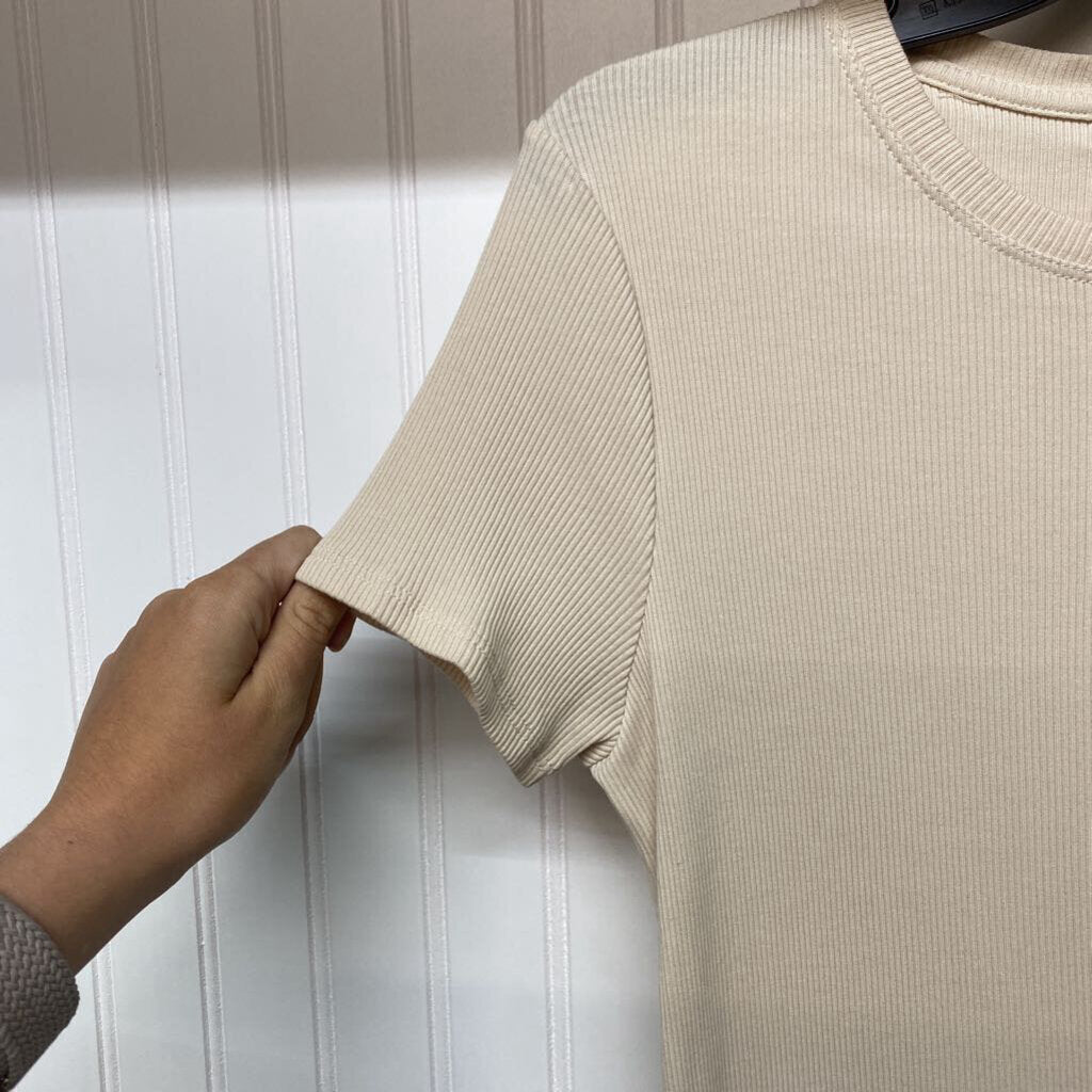 *SHORT SLEEVE BASIC RIBBED TEE