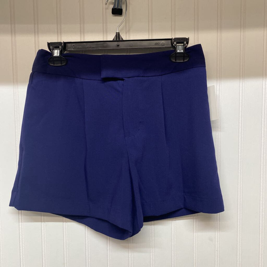 *DRESS SHORTS WITH PLEATS
