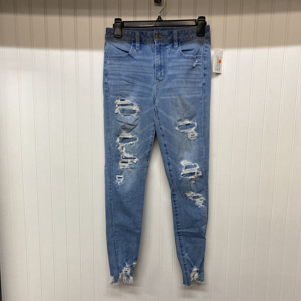 *DISTRESSED JEANS BUT HOLES COVERS