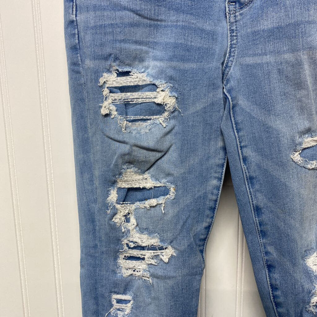 *DISTRESSED JEANS BUT HOLES COVERS