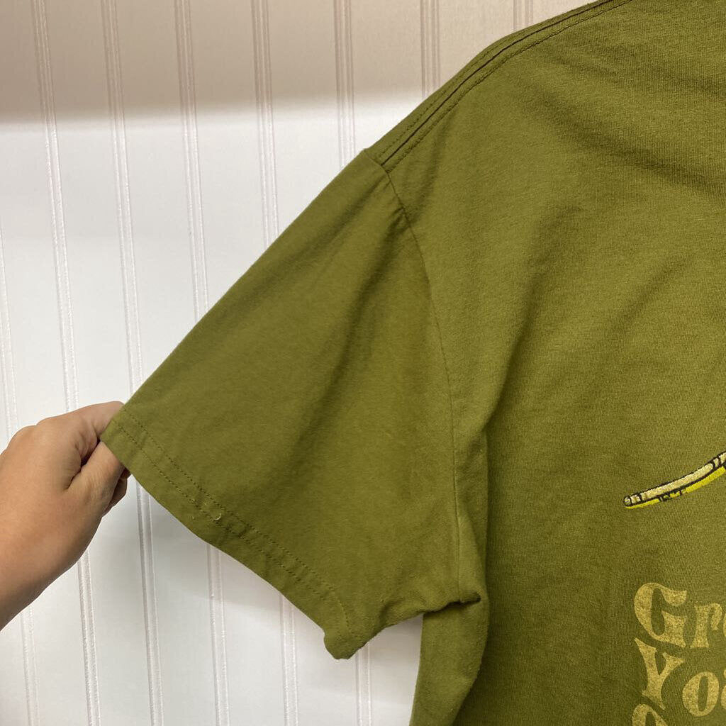 GRAPHIC TEE