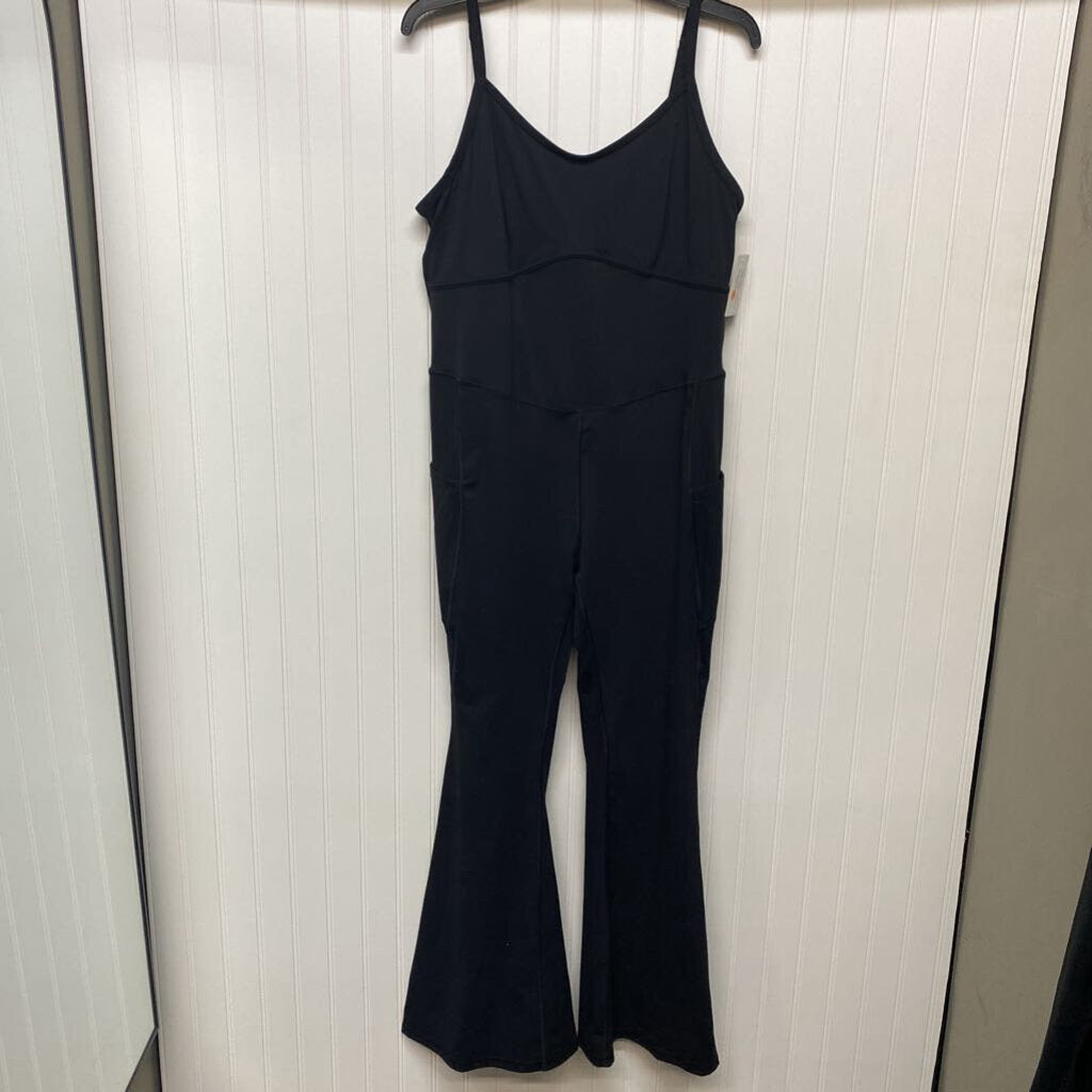 LADIES ATHLETIC JUMPER