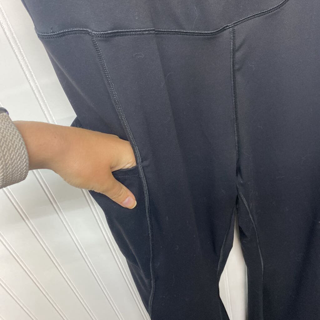 LADIES ATHLETIC JUMPER