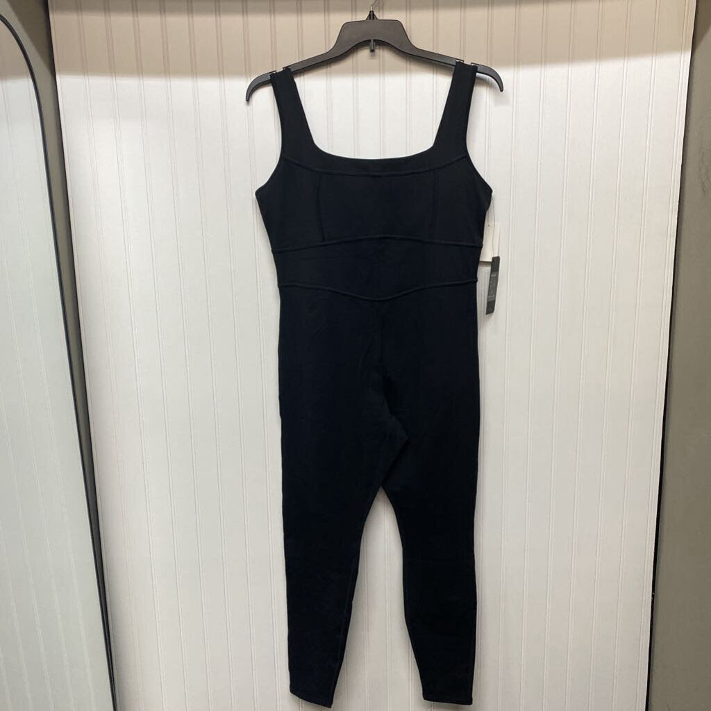 ATHLETIC JUMPER