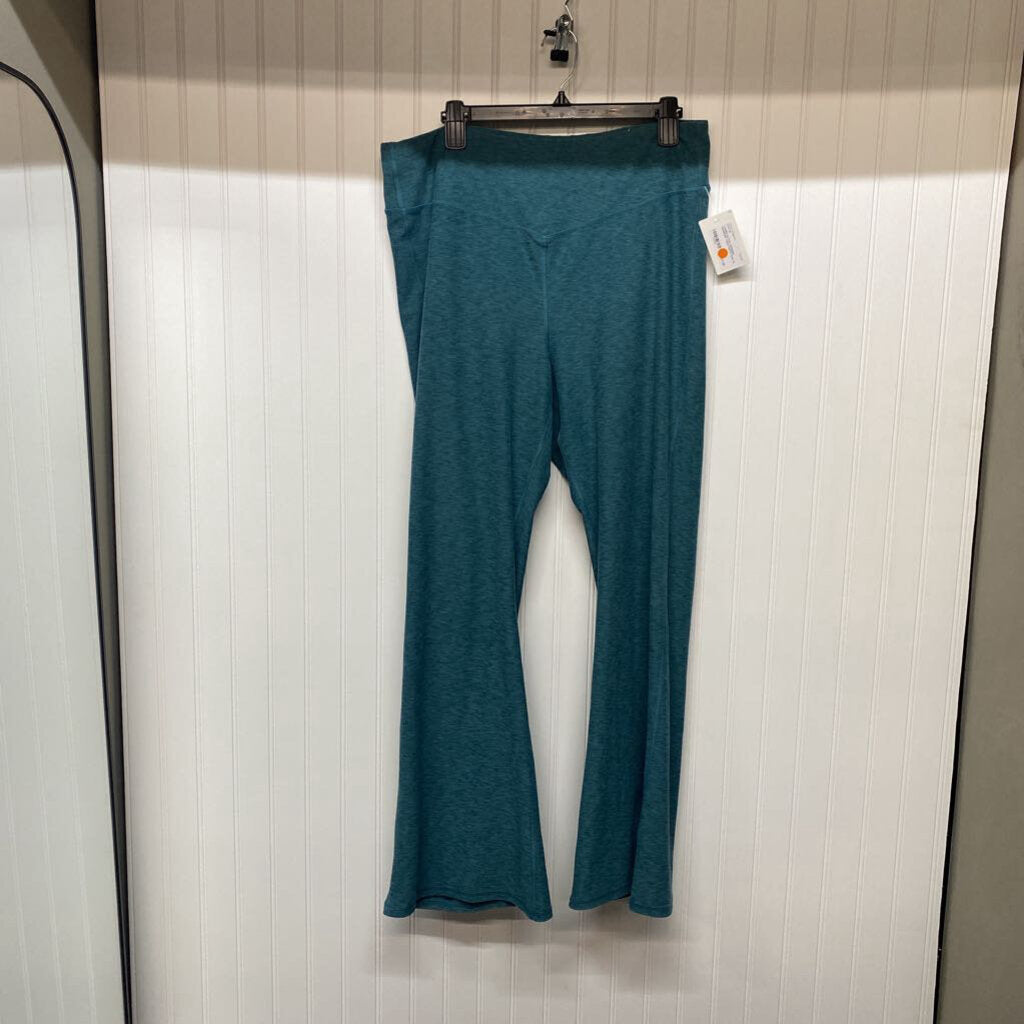 YOGA PANTS