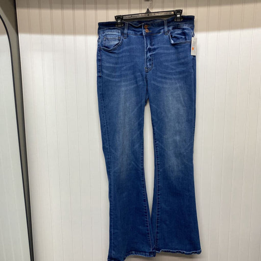 FLARED LEG JEANS