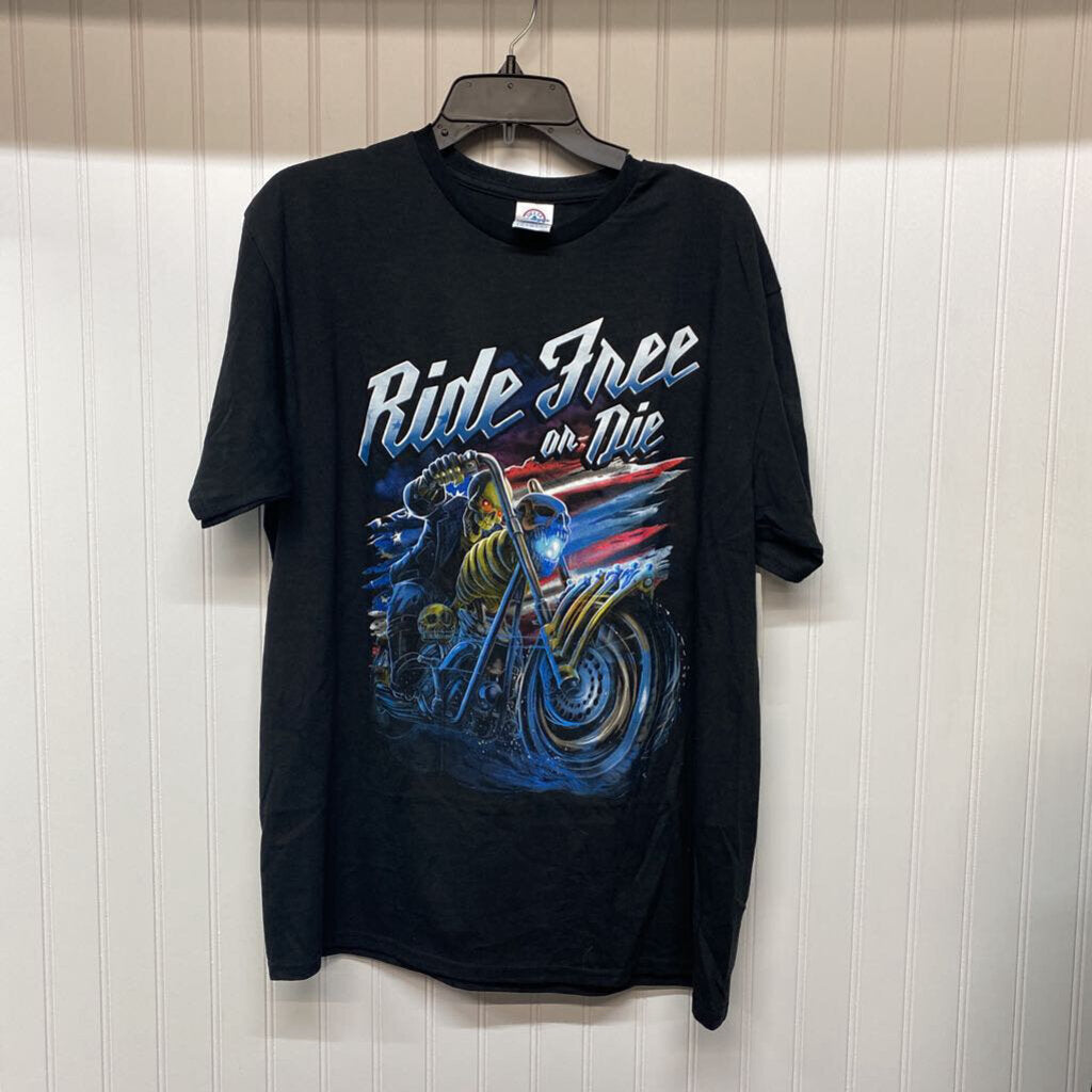 *RIDE FREE OR DIE GRAPHIC TEE