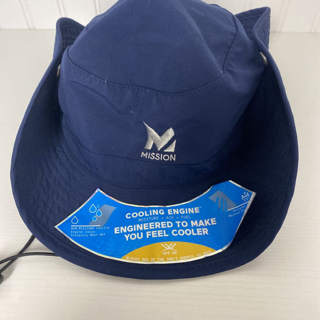 BUCKET HAT