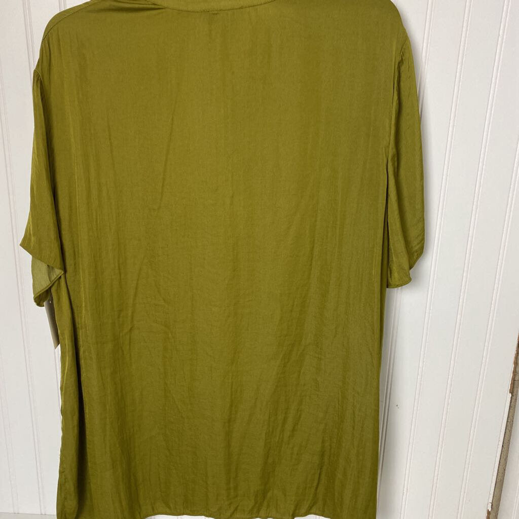 SHORT SLEEVE TOP