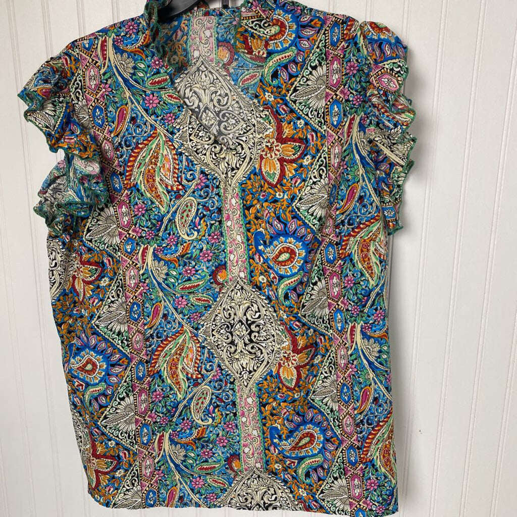 SLEEVELESS TOP