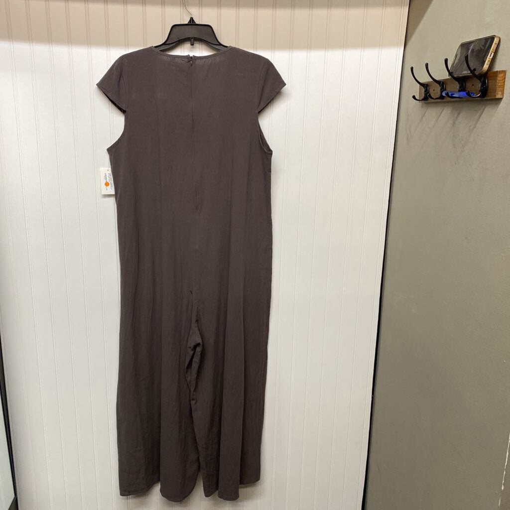 SHORT SLEEVE JUMPER