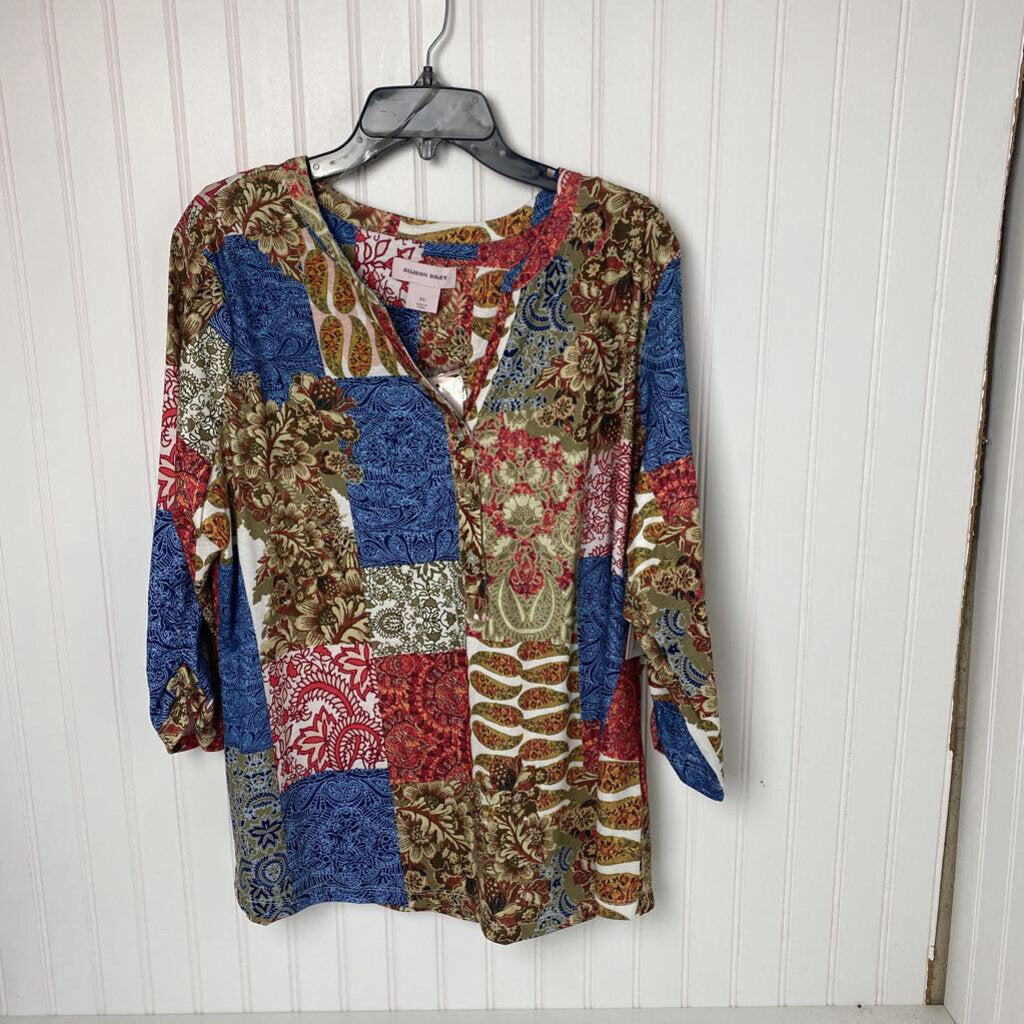 GATHERED SLEEVED V NECK