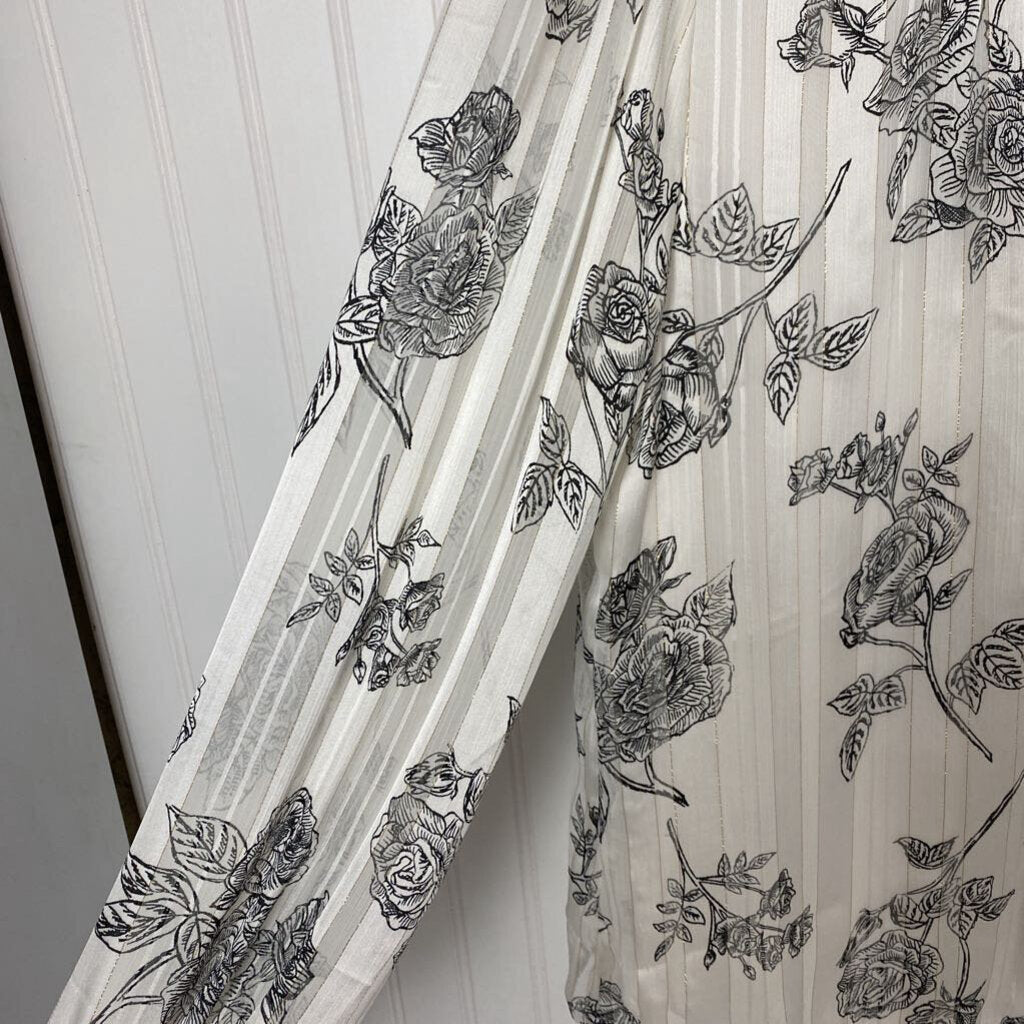 SHEAR SLEEVED SATIN TOP