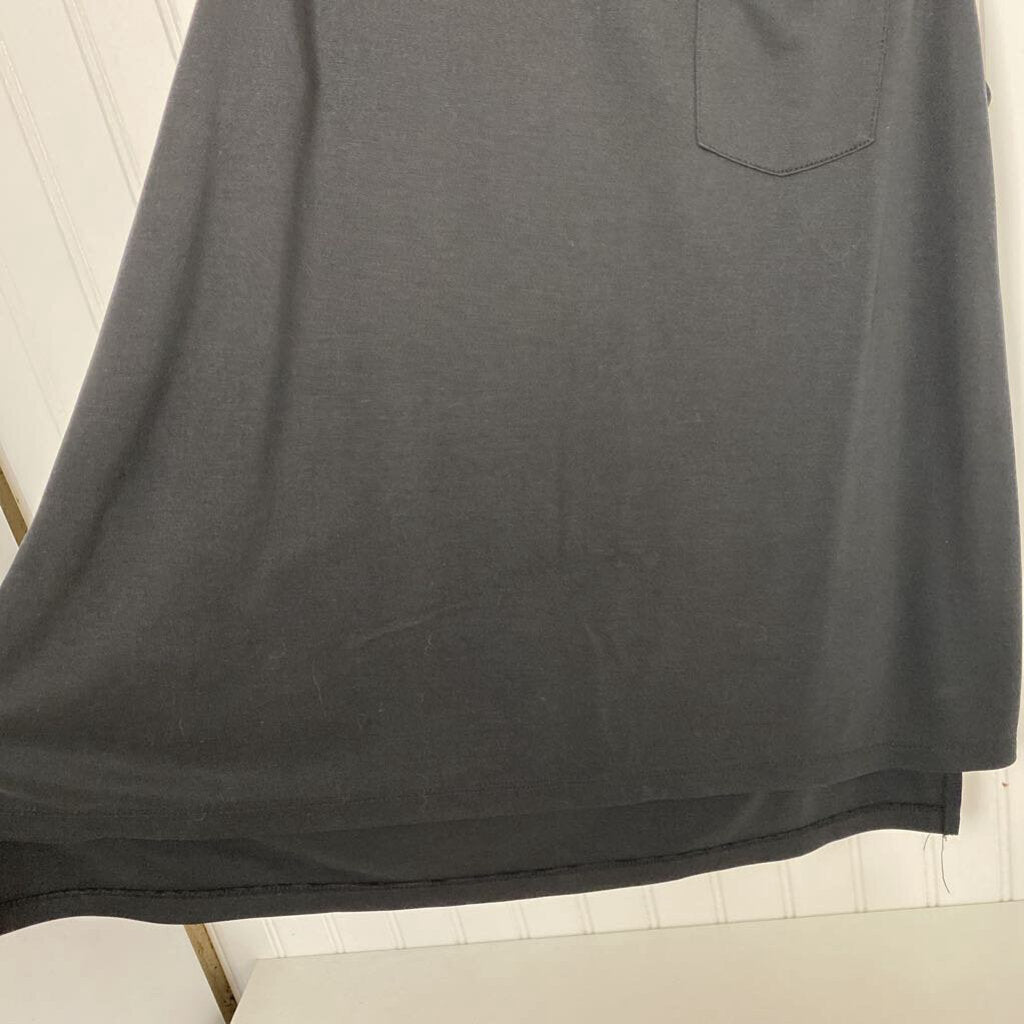 SLEEVLESS WITH POCKET