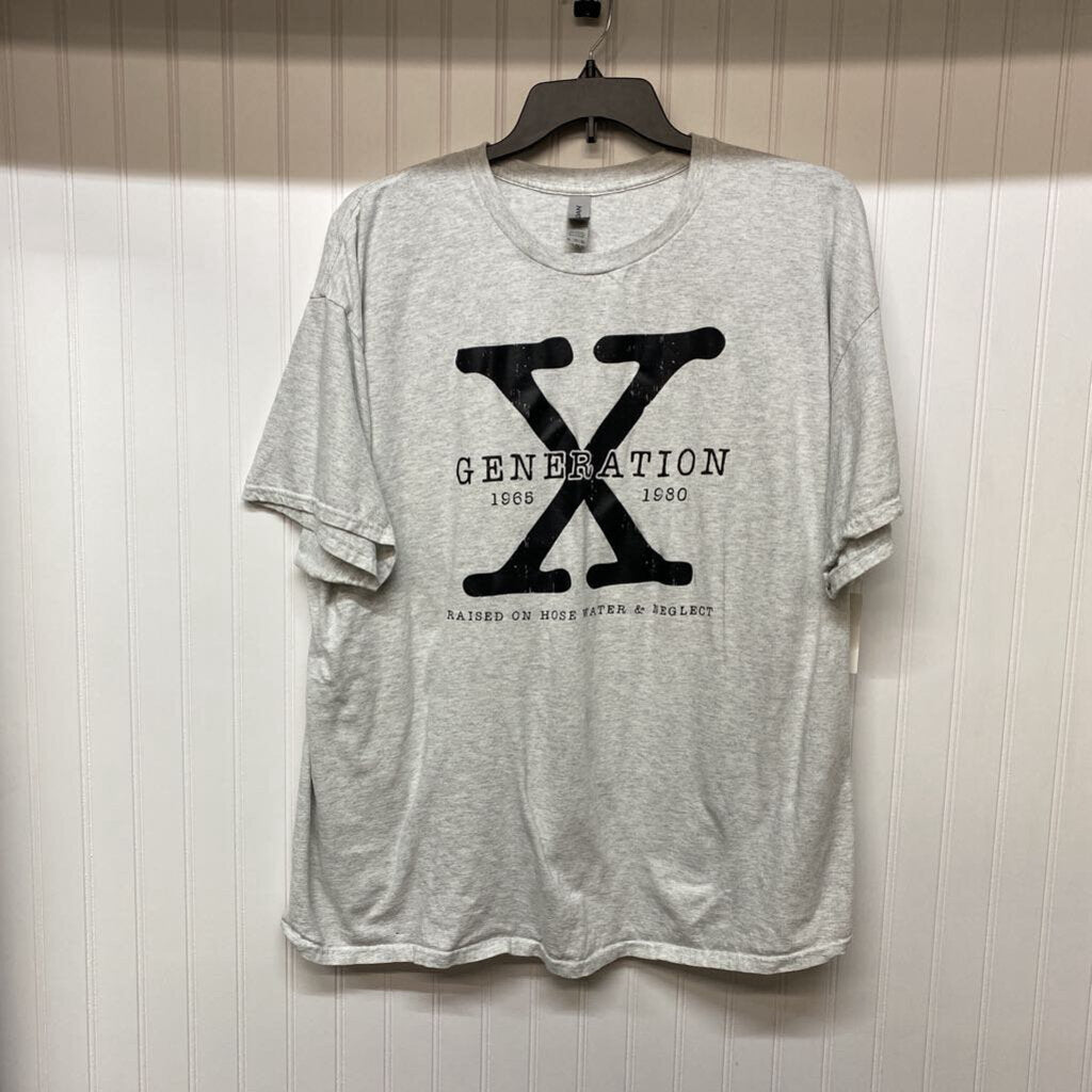 GRAY GRAPHIC T