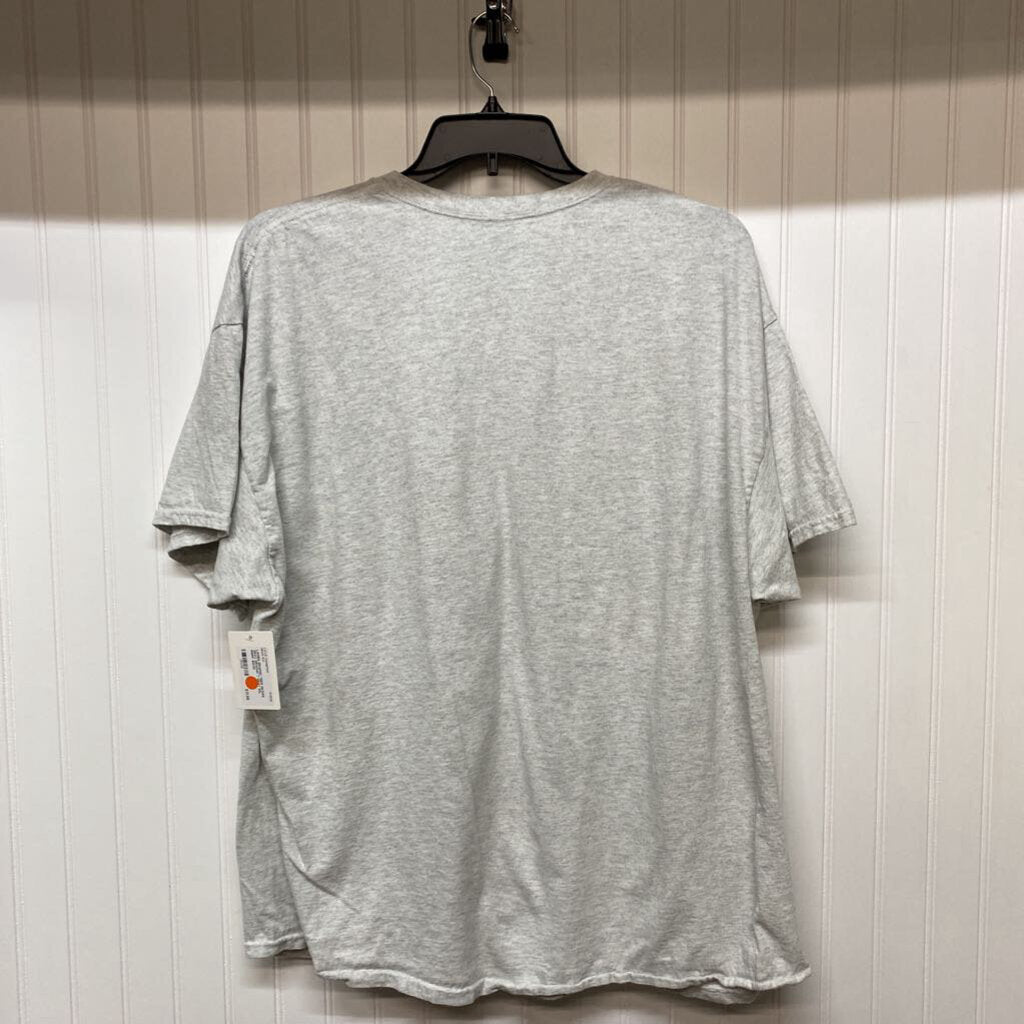 GRAY GRAPHIC T