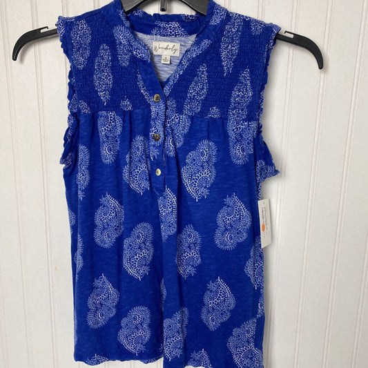 SLEEVELESS TOP