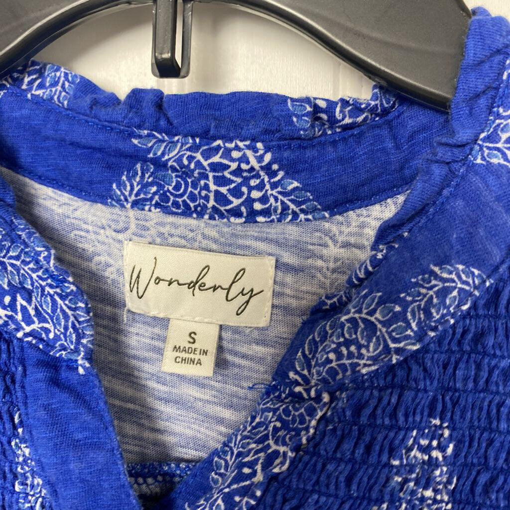 SLEEVELESS TOP