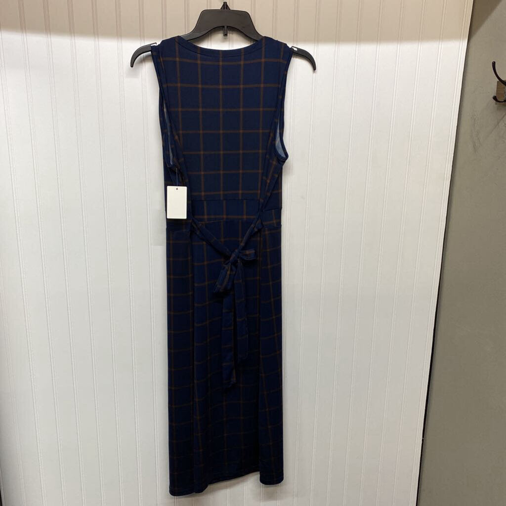 SLEEVELESS LONG DRESS